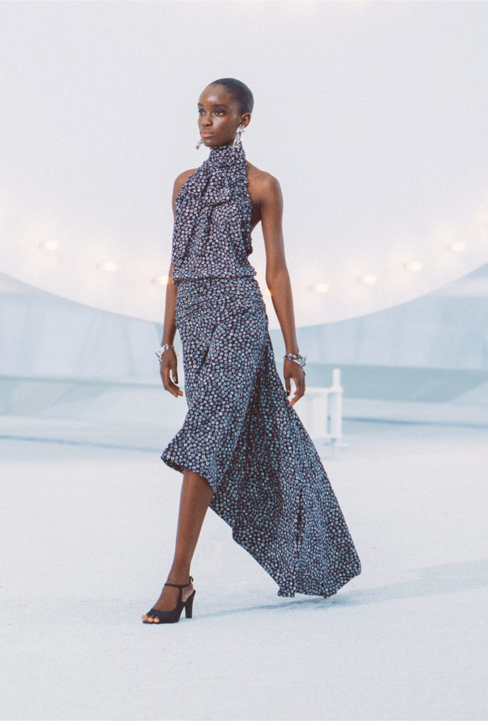CHANEL Presents a Cinematic Spring/Summer 2021 Runway Collection - S ...
