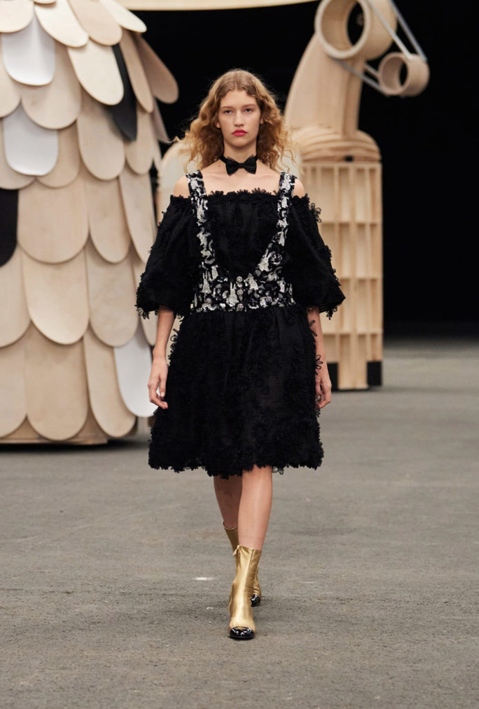 CHANEL's Haute Couture Spring/Summer 2023 Collection Shows the