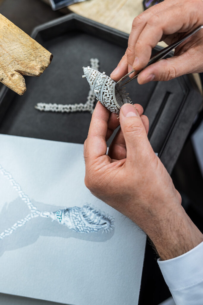 Tiffany & Co. Unveils Blue Book 2023: Out of the Blue —A World of  Aquatic-inspired High Jewelry That Celebrates Jean Schlumberger's Legacy -  Tiffany